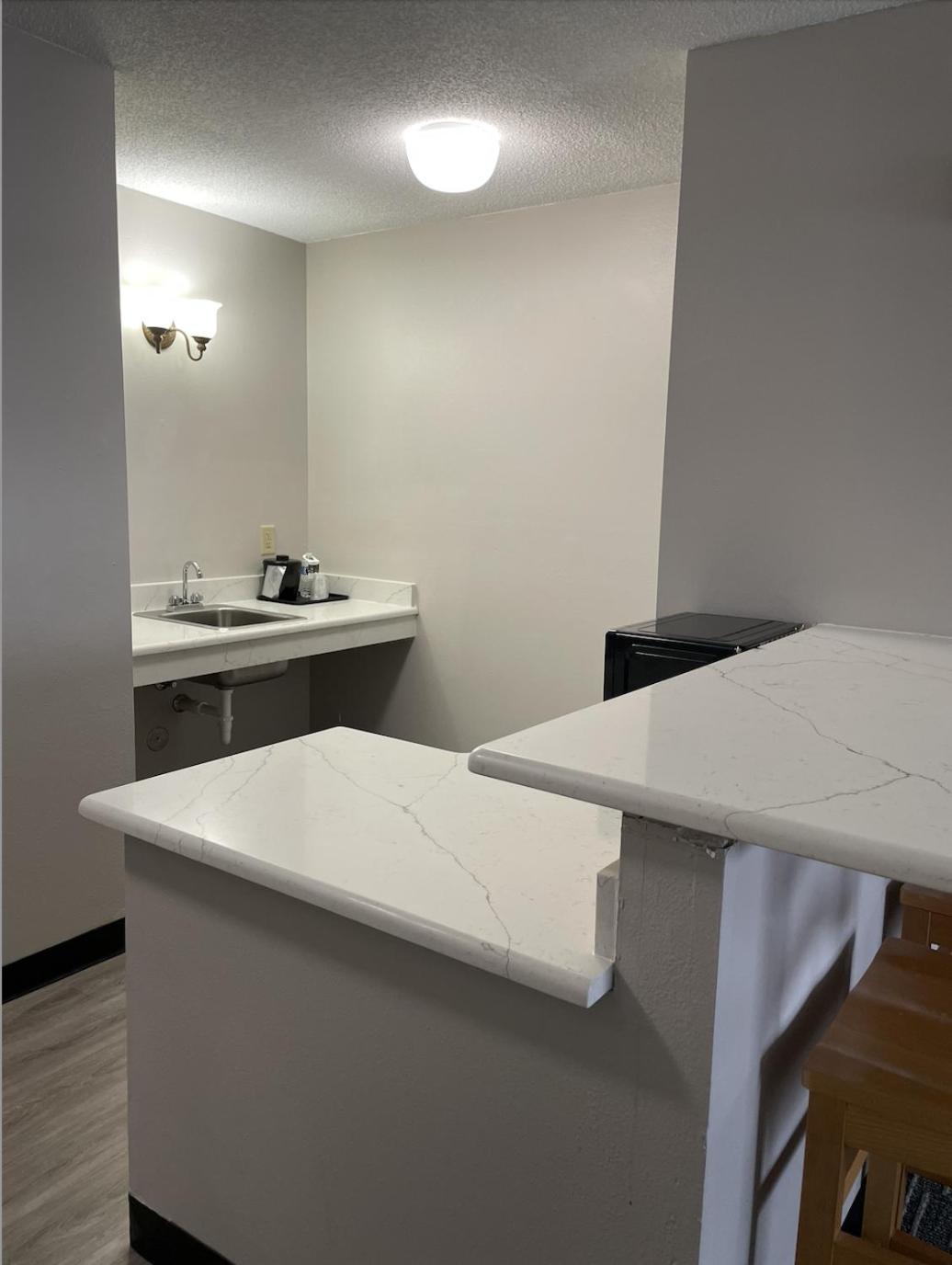 Harmony Inn & Suites Форт Додж Екстериор снимка