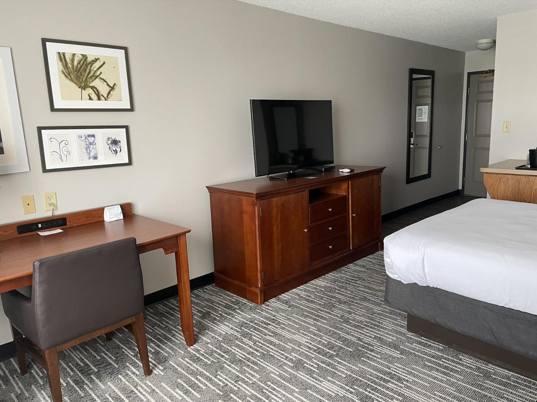 Harmony Inn & Suites Форт Додж Екстериор снимка